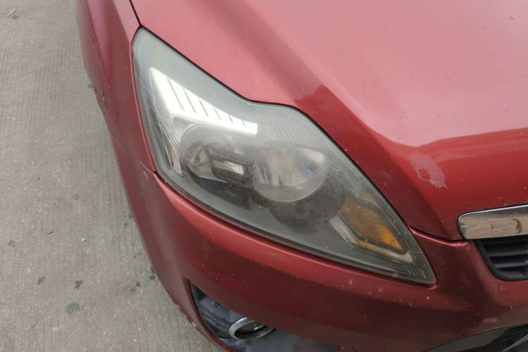 Used Ford Focus 2011 Hatchback 1.8L Automatic Fashion Edition
