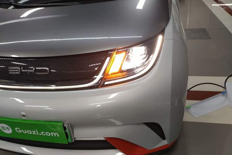 Used BYD Dolphin 2021 405 km Fashion Edition
