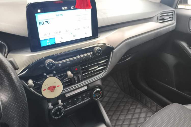 Used Ford Focus 2020 Sedan EcoBoost 180 Automatic Trend Edition