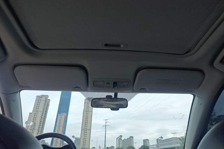 Used Mitsubishi Lancer EX 2012 Xiali Edition 2.0L CVT Flagship Model
