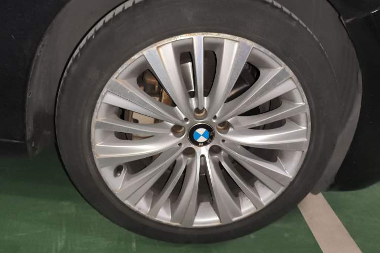 Used BMW 5 Series GT 2014 528i Luxury Edition
