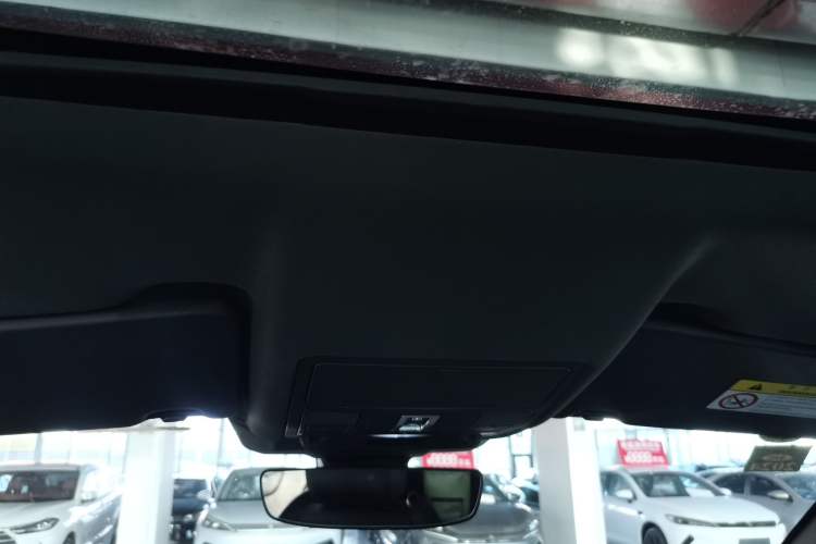 Used Land Rover Discovery Sport 2022 249 PS R-Dynamic SE Performance Tech Edition 5 Seats