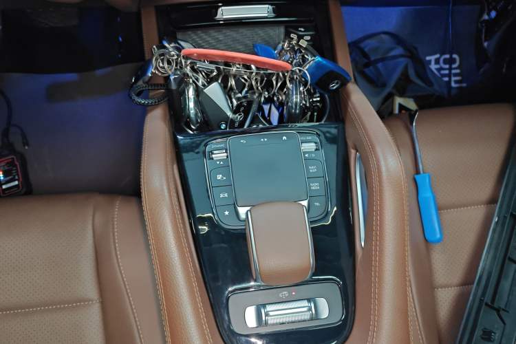 Used Mercedes-Benz GLE 2024 Refreshed GLE 350 4MATIC Stylish Edition
