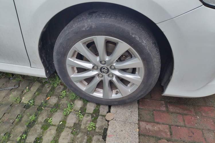 Used Toyota Camry 2019 2.0G Luxury Edition China V Standard Right Front Wheel Hub