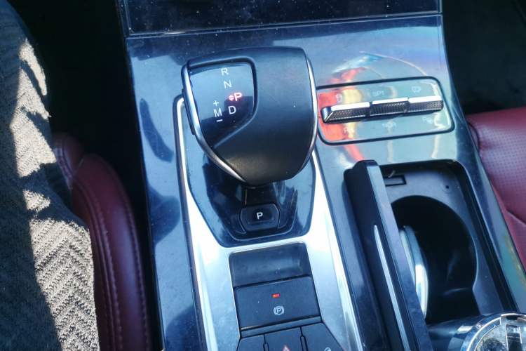 Used JETOUR X70 PLUS 2021 Zhuge 1.6T DCT Wuhou 7-Seater