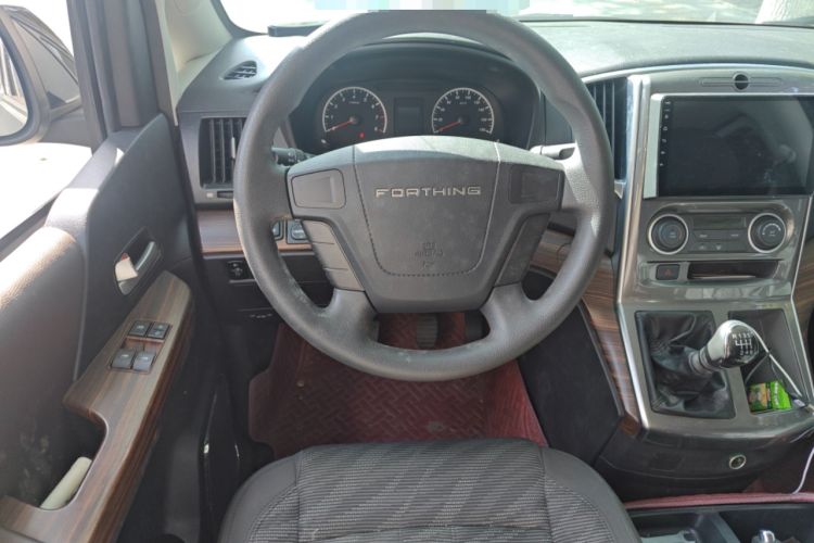 Used FORTHING Lingzhi PLUS 2021 2.0L Manual Comfort Version 7 Seats