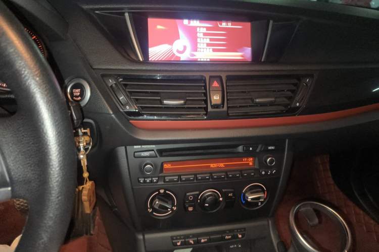 Used BMW X1 2015 sDrive18i Fashion Upgrade Edition
