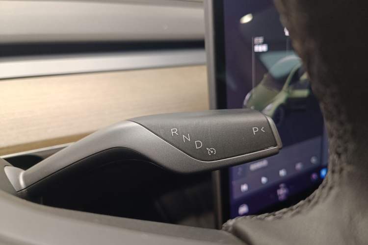 Used Tesla Model Y 2021 Standard Range Rear-Wheel Drive Version