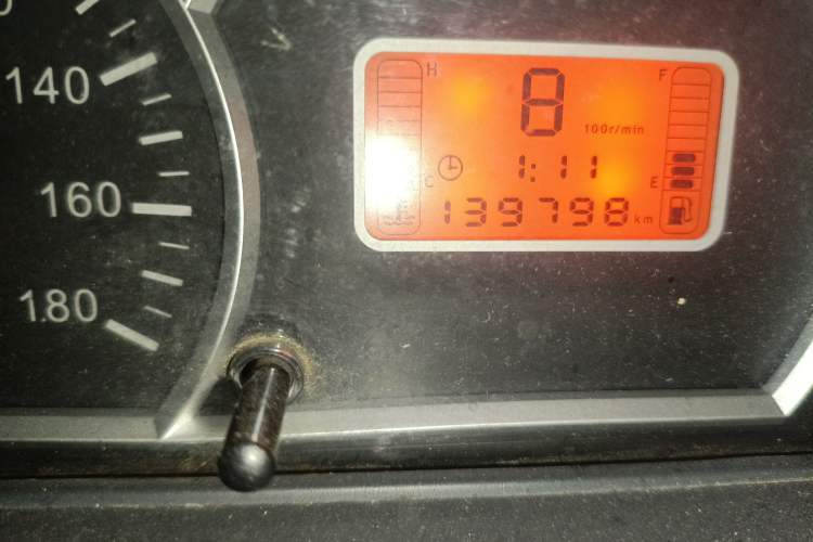 Used BAIC Weiwang 306 2011 1.3L Comfort version 7 seats Odometer Close Up