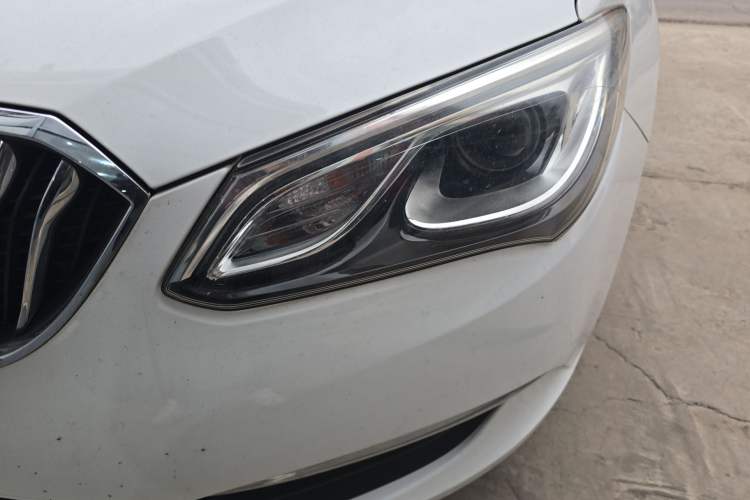 Used Buick GT 2017 15N Automatic Elite Version
