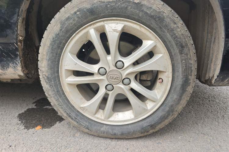 Used BYD F3 2015 Energy-Saving Edition 1.5L Manual Luxury Model
