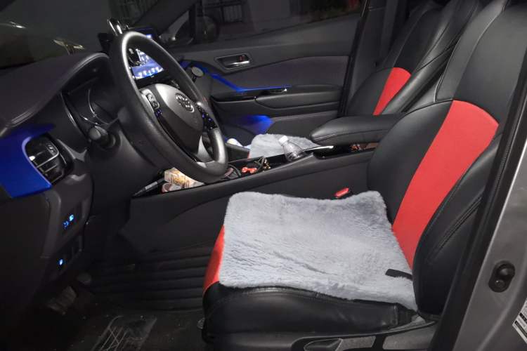 Used Toyota IZOA 2020 2.0L Enjoy Edition Left Front Seat