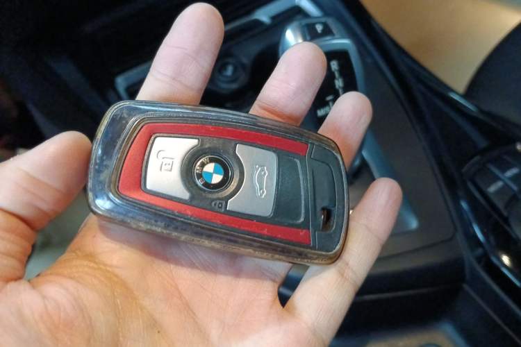 Used BMW 2 Series 2018 220i Convertible Coupe Sports Design Package