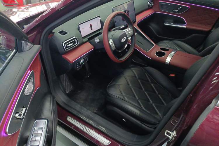 Used Chery Fulwin A9L 2025 Model, Guanghui Four-Wheel Drive Peak Edition
