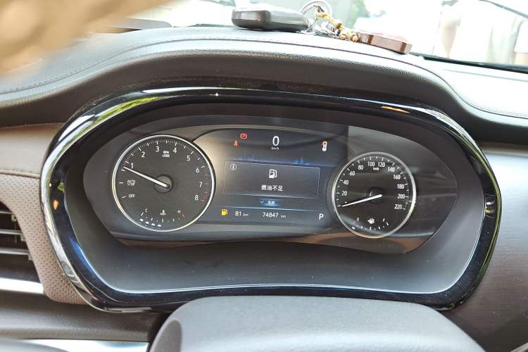 Used Buick GL8 2021 Land Cruiser Executive Class 652T Smart Luxury Model