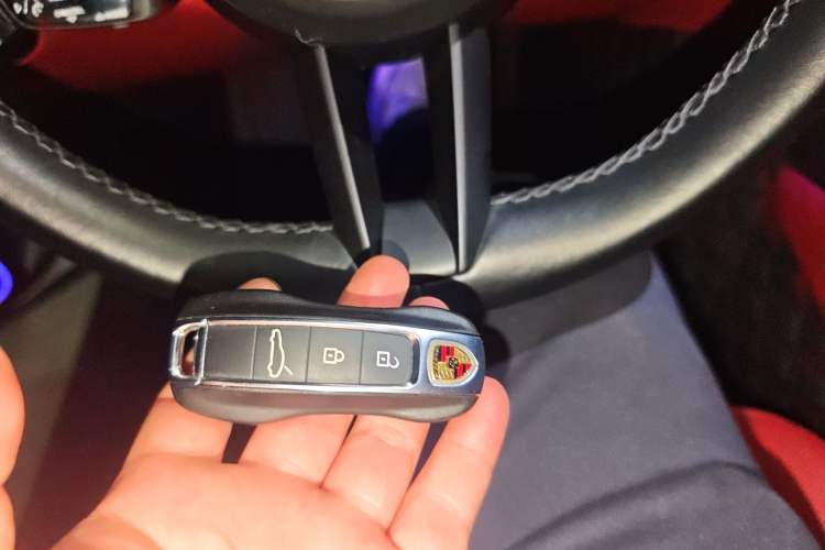 Used Porsche Panamera 2023 Panamera Executive Long Wheelbase Platinum Edition 2.9T Vehicle Key