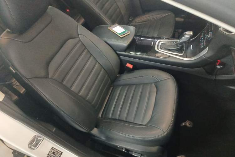 Used Ford Edge 2018 EcoBoost 245 Two-Wheel-Drive Titanium 7-Seater China V Standard