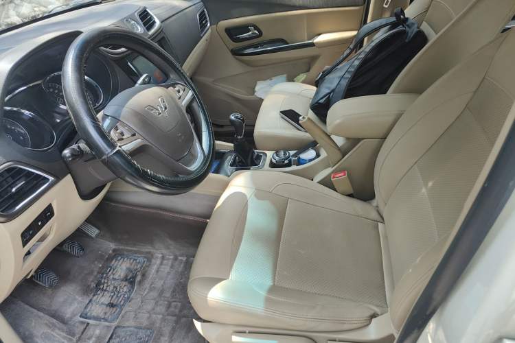 Used Wuling Hongguang 2016 1.5L S1 Deluxe Model China V-standard