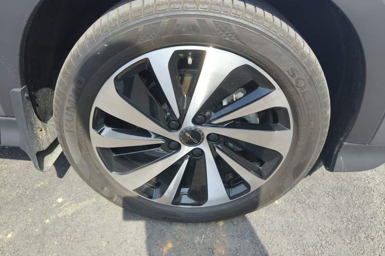 Used BYD Song PLUS New Energy 2024 HONOR Edition DM-i 110km Flagship PLUS
