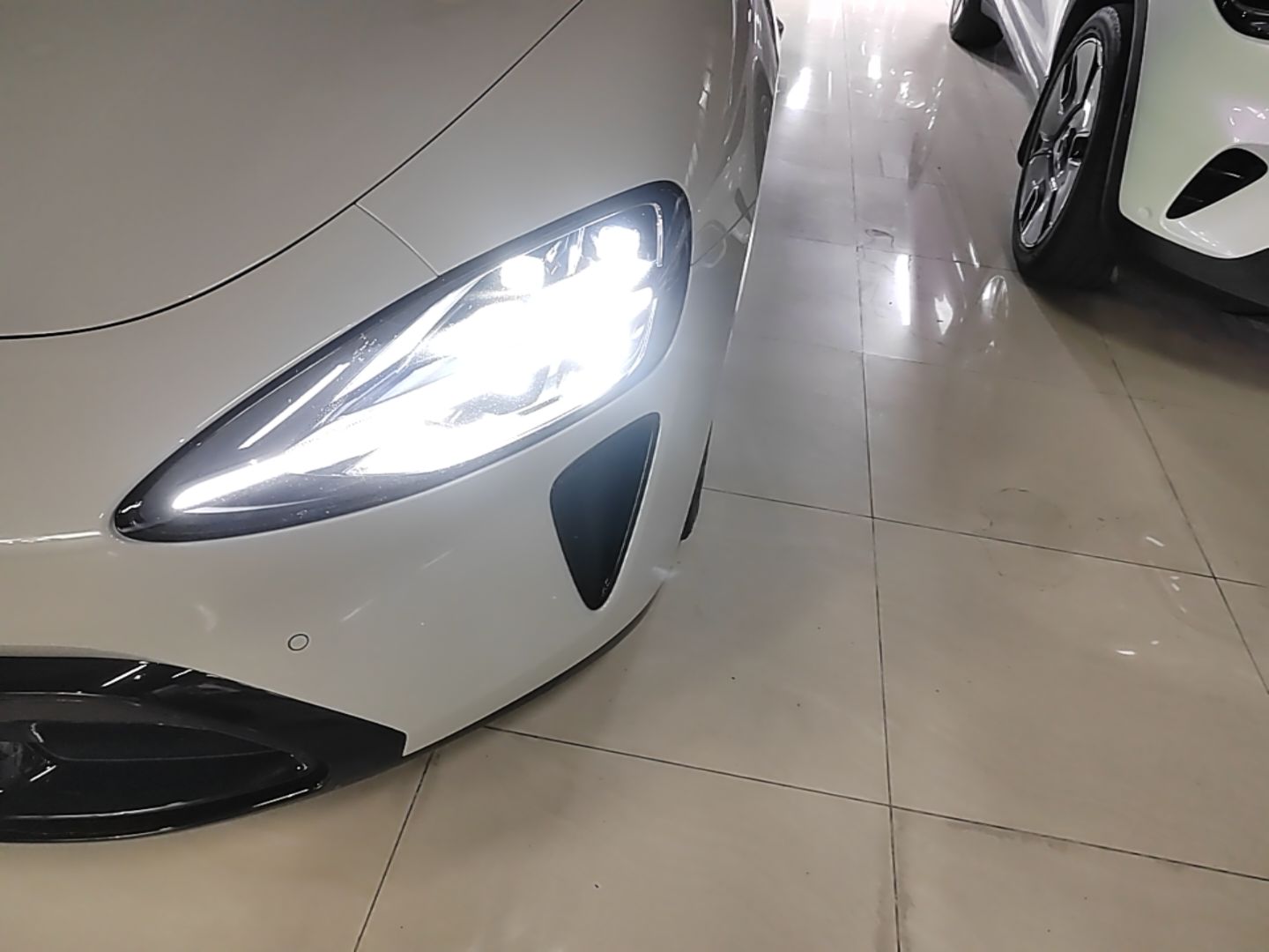 Xiaomi Auto SU7 2024 Four-Wheel Drive Ultra-Long Range Advanced Intelligent Driving Max Edition — снимка 8