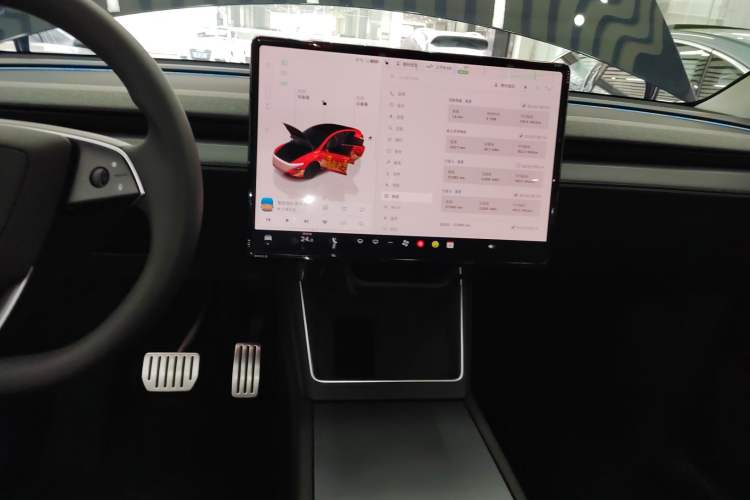 Used Tesla Model Y 2025 Rear-Wheel-Drive Version
