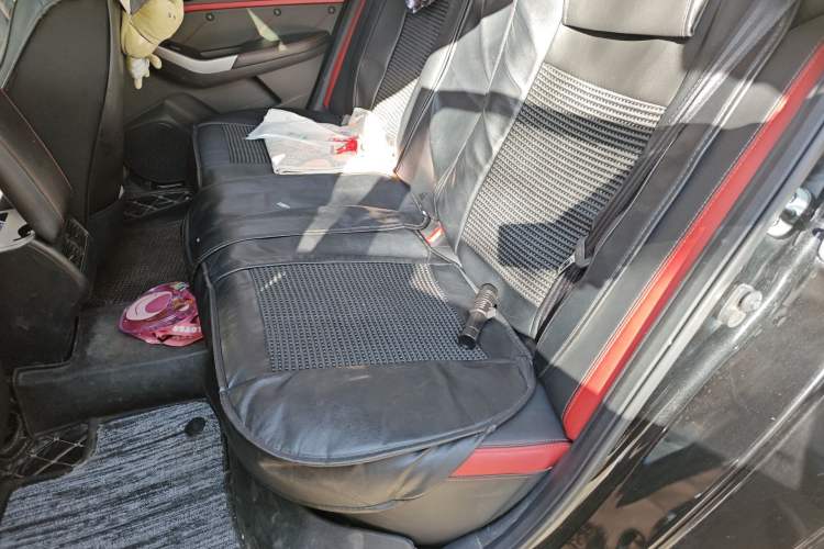 Used Venucia D60 2019 1.6L XL Manual SmartConnect Elite Edition
