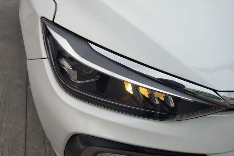 Used BAIC Beijing EU5 2018 R500 Smart Wind Edition
