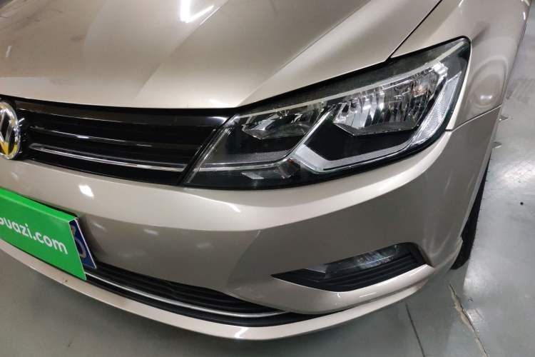 Used Volkswagen Lamando 2015 230TSI Manual Trend Edition