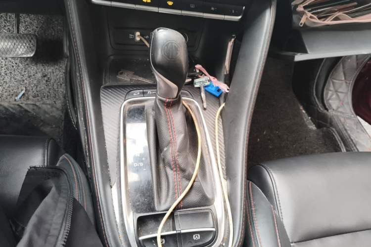Used MG ZS 2020 180 DVVT Automatic Lite Gear Lever