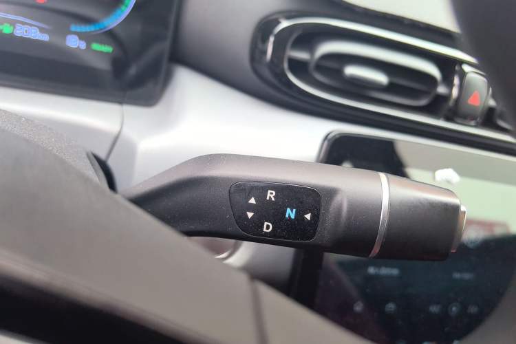 Used Leapmotor T03 2021 400 Micro-Sugar Version Gear Lever