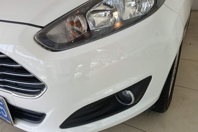 Used Ford Fiesta 2013 Sedan 1.5L Automatic Prestige Model Left Front Headlight