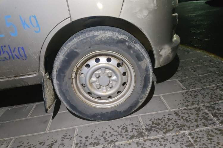 Used CHANGAN KUAYUE V3 2016 1.2L Box-Type Truck DK12-10 Right Front Wheel Hub