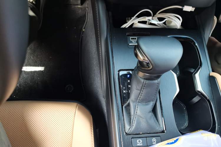 Used Lexus ES 2023 200 Excellence Edition