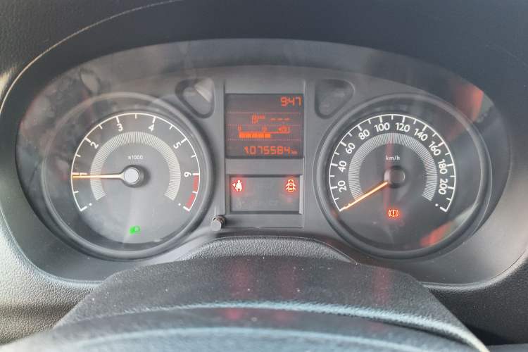 Used Peugeot 301 2016 1.6L Manual Comfort Edition
