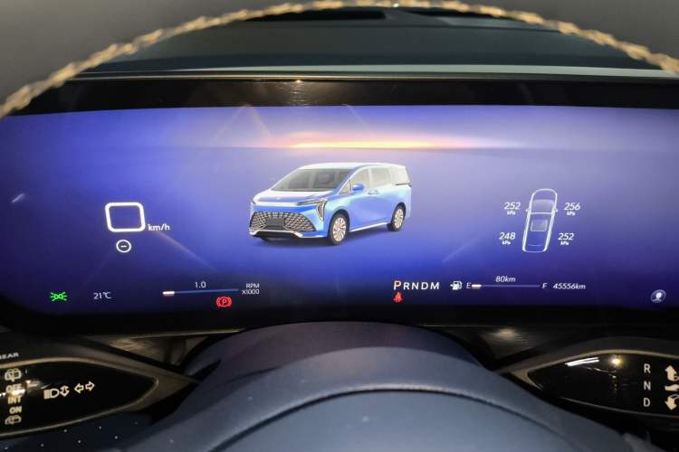 Used Buick Century 2023 2.0T Six-Seater Yinshi Edition
