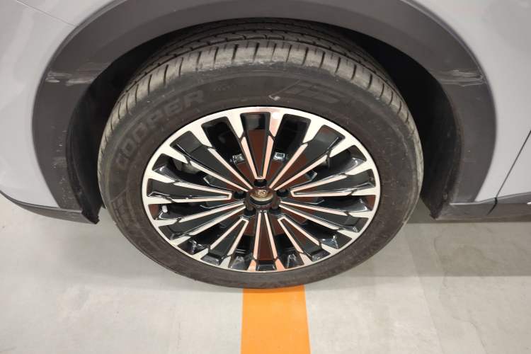 Used EXEED Stellar C-DM 2024 1.5T Long-Range Pro