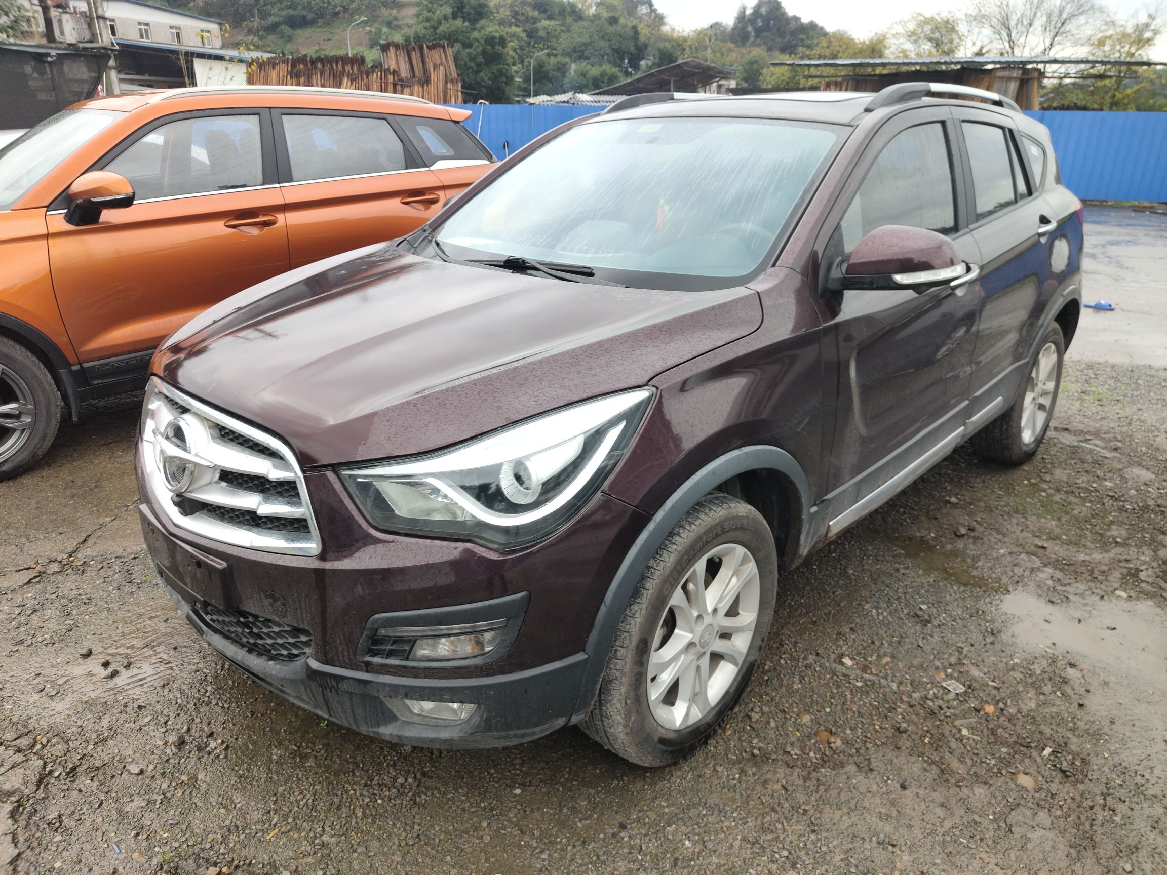 Под передней частью автомобиля