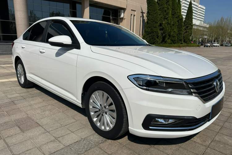 Used Volkswagen Lavida 2019 1.5L Manual Comfort Edition China VI Standard Exterior 1