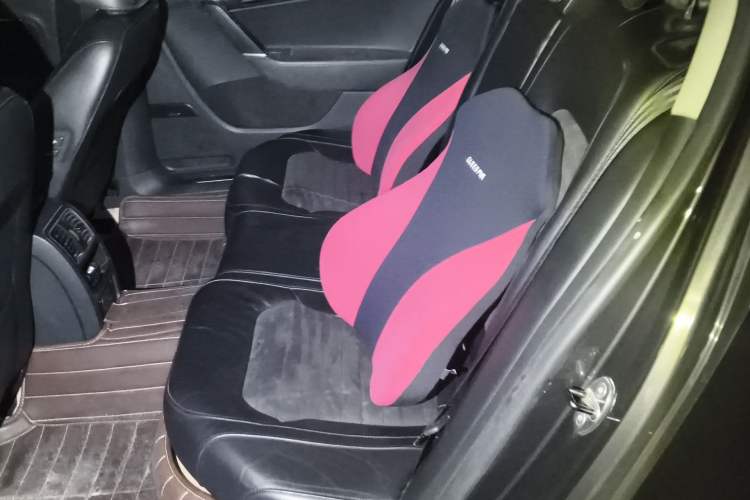 Used Volkswagen Magotan 2012 Facelift 2.0 TSI Prestige Model