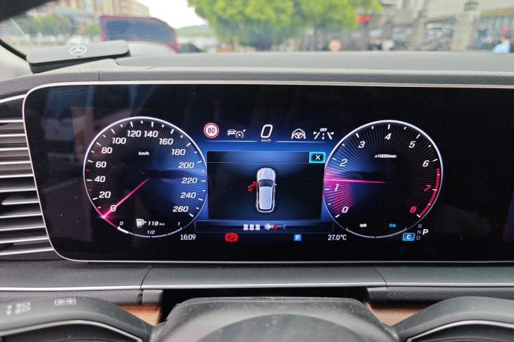 Used Mercedes-Benz GLE 2024 GLE 450 4MATIC AMG Line
