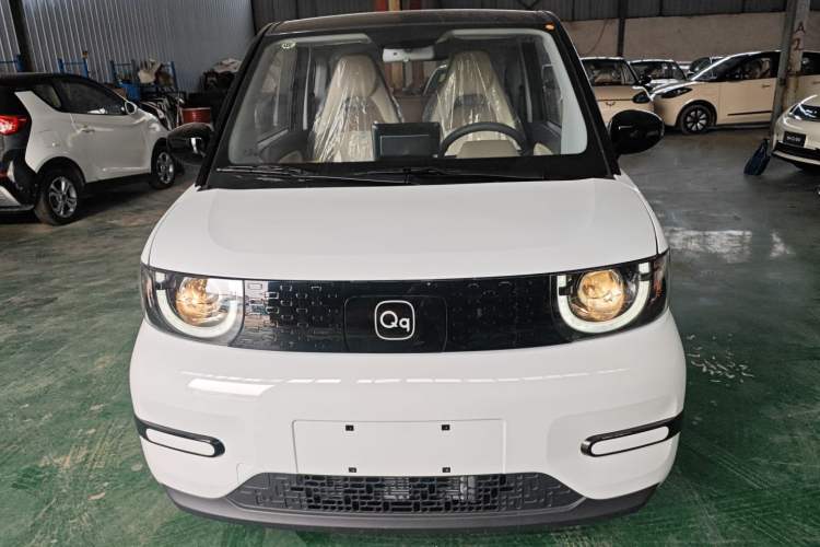 Used Chery QQ Ice Cream 2025 205km Qi Energy Version Front