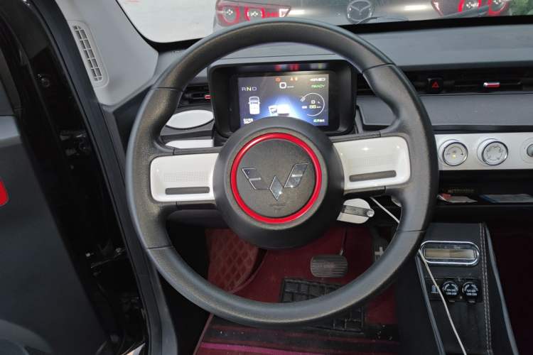 Used Wuling Hongguang MINIEV 2022 GAMEBOY 200km Gaming Edition with Lithium Iron Phosphate Steering Wheel