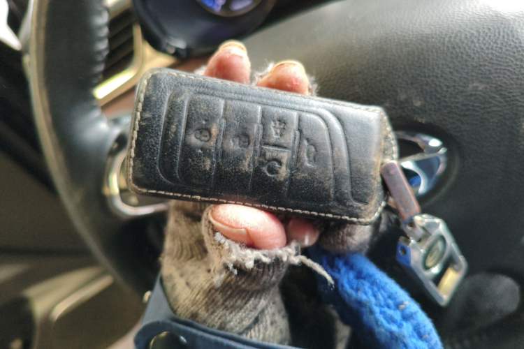 Used GAC Trumpchi GS8 2017 320T Two-Wheel Drive Luxury Smart Connectivity Version (7 Seats)