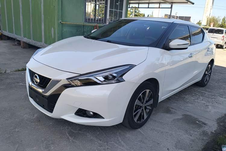Used Nissan Lannia 2019 1.6L CVT Cool Edition China VI Guazi used car, China used car export, Used car for sale, Used  cars, Cheapest cars for sale