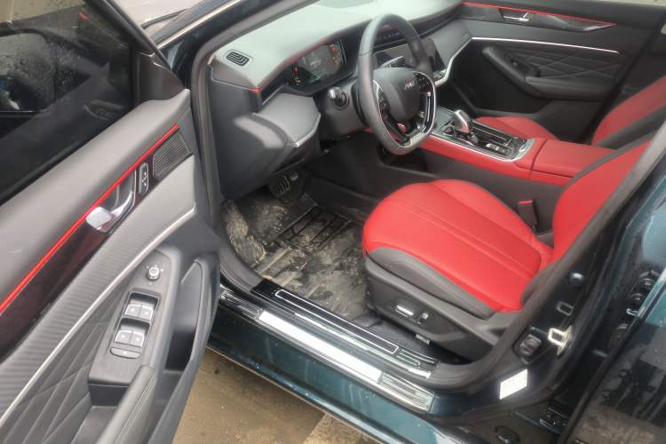 Used Dongfeng Aeolus Yixuan MAX 2021 1.5T Ultra-Stylish Trendsetter Edition
