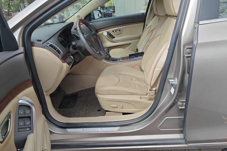 Used Roewe 950 2012 2.4L Luxury Edition Left Front Seat