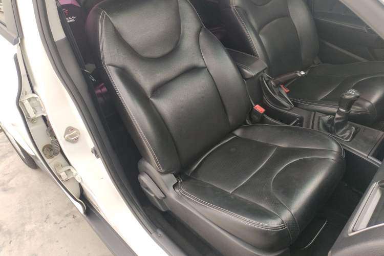 Used Luxgen S3 2016 1.6L Manual Smart Edition
