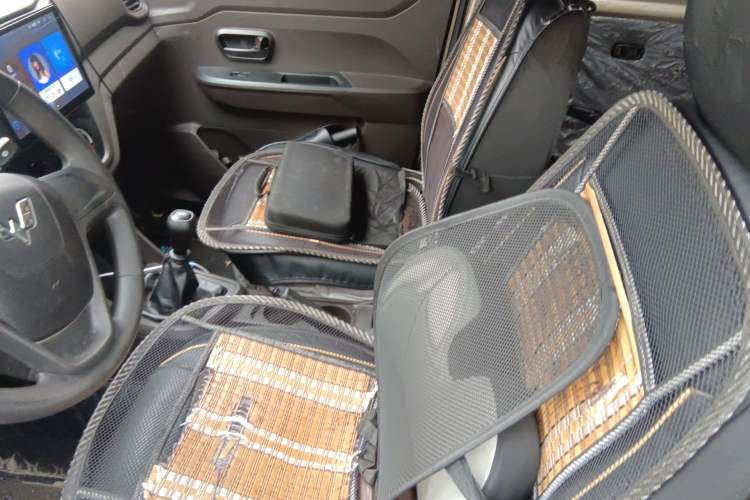 Used Wuling Hongguang V 2019 1.5L Jingqu Version China VI LAR Left Front Seat