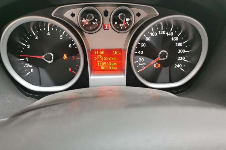 Used Ford Focus 2013 Sedan Classic 1.8L Manual Base Model
