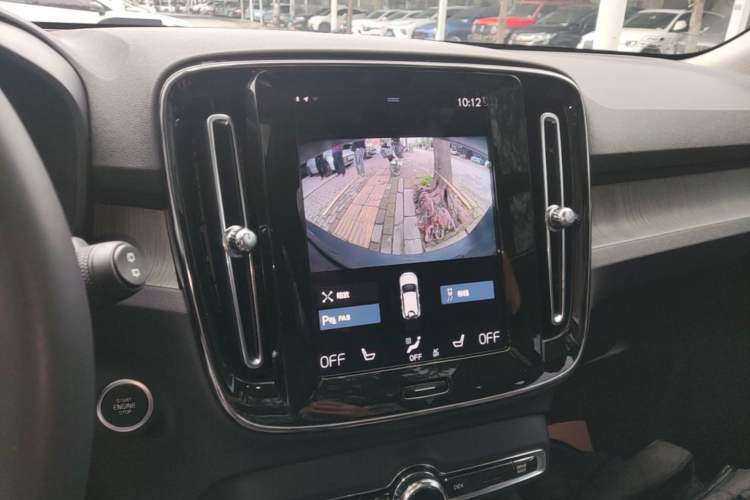 Used Volvo XC40 2022 T4 Four-Wheel Drive Smart & Luxurious Edition Audio And AC Panel